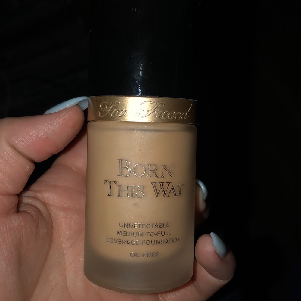 TOO FACED BORN THIS WAY FOUNDATION